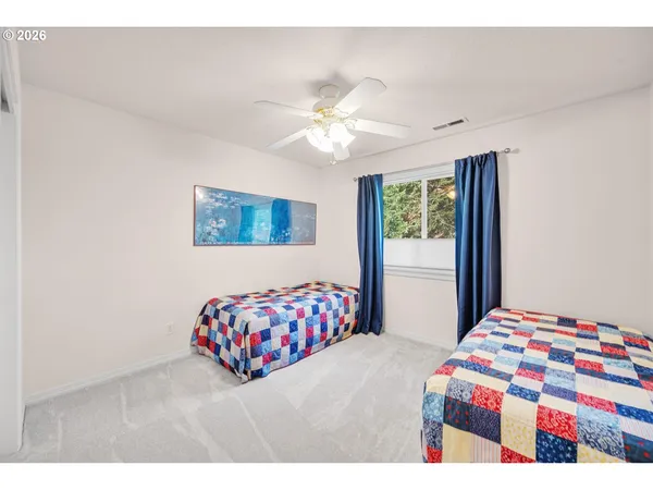 $1,099,000 | 2530 Beacon Hill Drive, West Linn, OR 97068