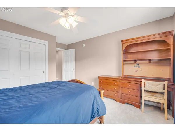 $1,099,000 | 2530 Beacon Hill Drive, West Linn, OR 97068