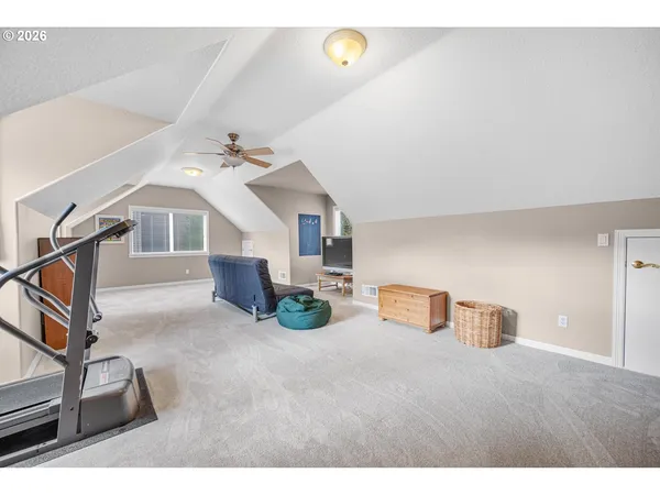 $1,099,000 | 2530 Beacon Hill Drive, West Linn, OR 97068