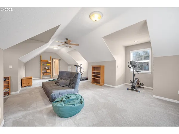 $1,099,000 | 2530 Beacon Hill Drive, West Linn, OR 97068