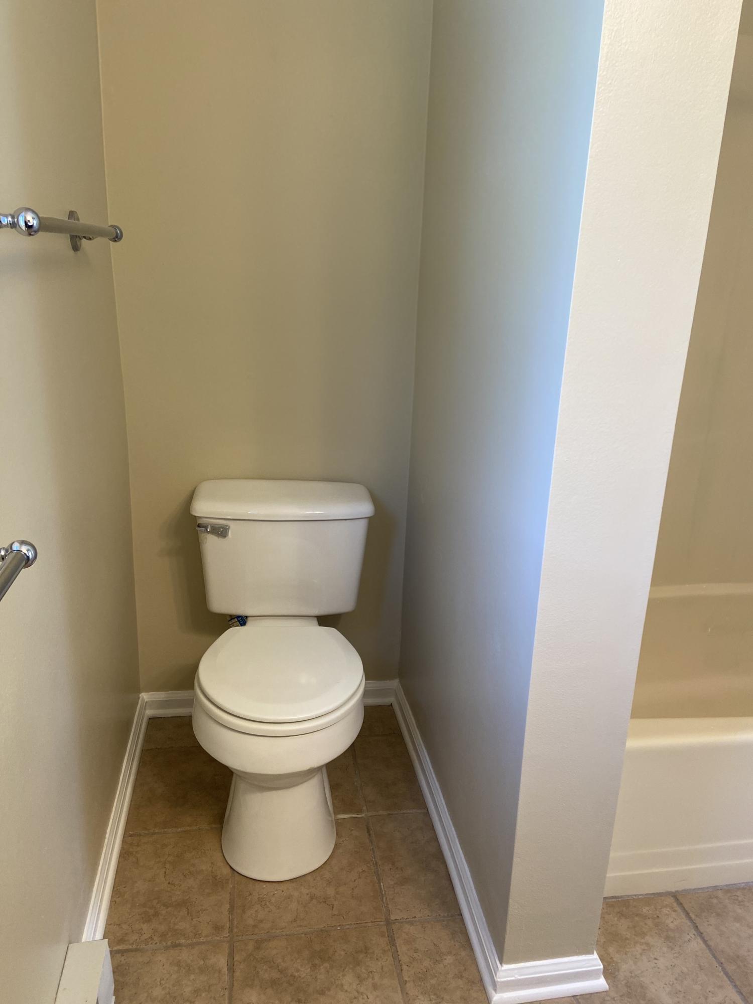 201-3 South Slope Road, Unit N3 Banner Elk, NC 28604 - Photo 14 of 36 UPSTAIRS BATHROOM TOILET