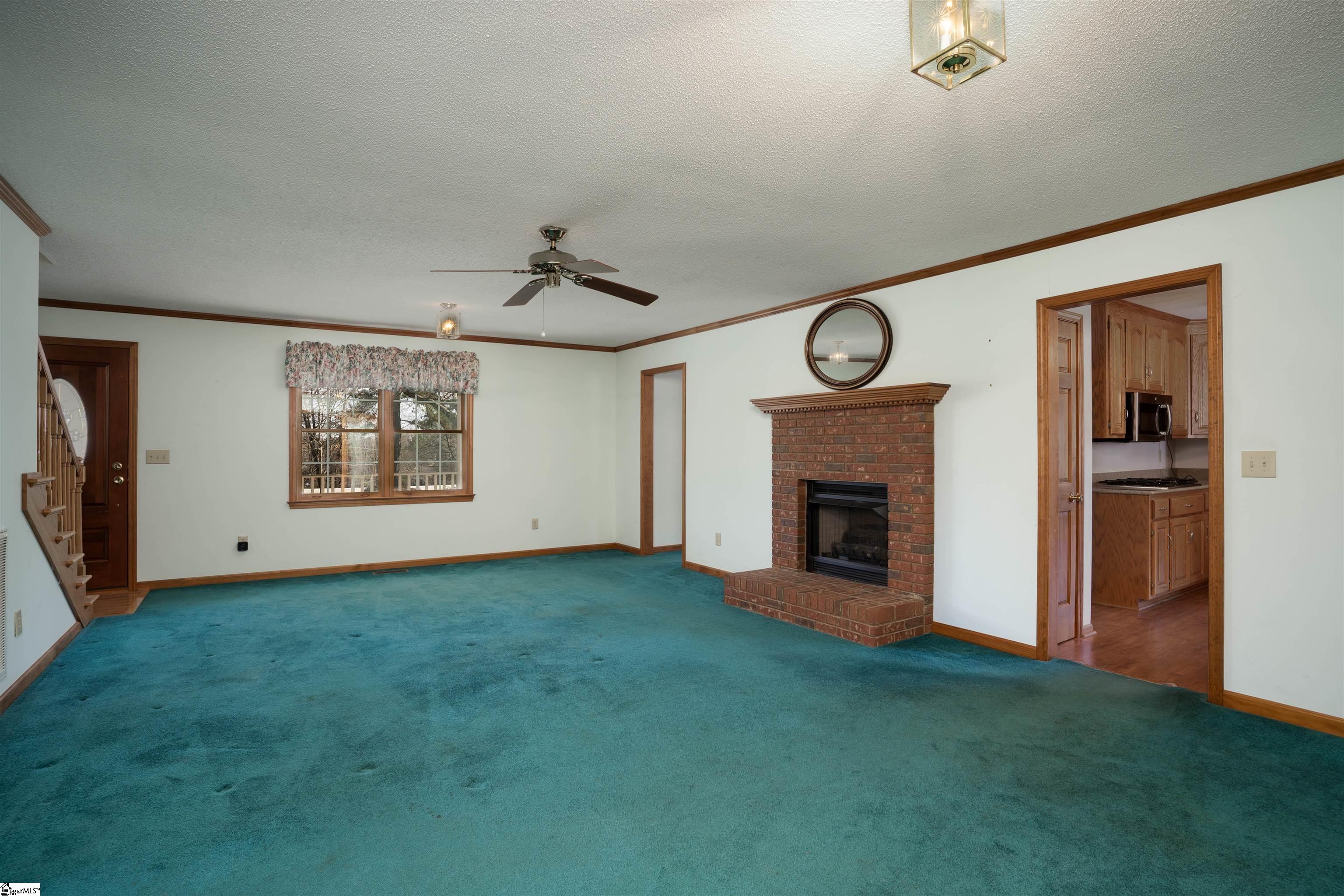 302 Watersedge Road Greenwood, SC 29649 - Photo 8 of 35