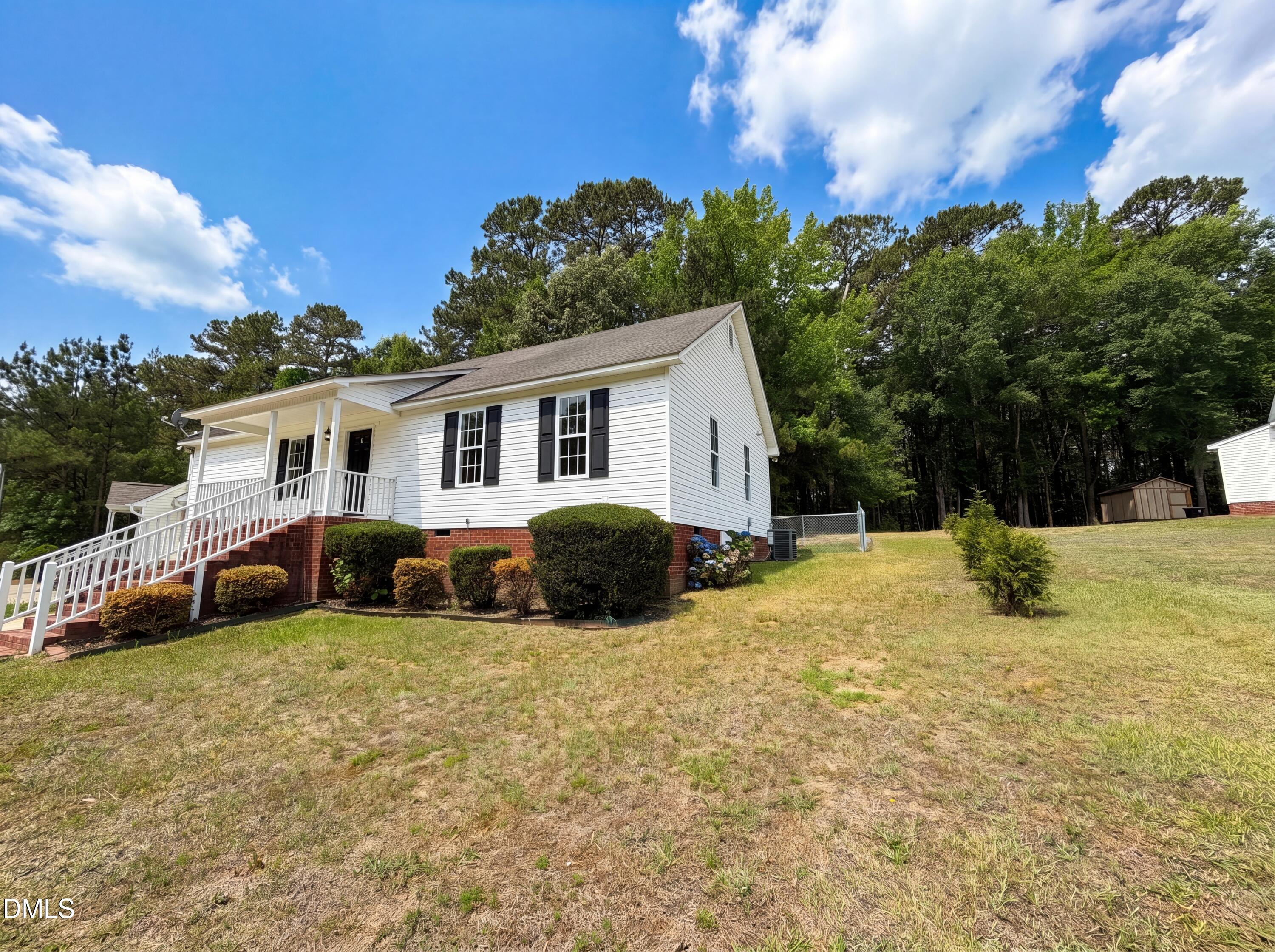 1024 Laurel Leaf Road Zebulon, NC 27597 - Photo 14 of 16