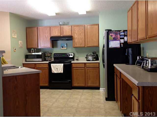 954 Poplar Forest Ridge Clover, SC 29710 - Photo 10 of 13 Gallery Image 10