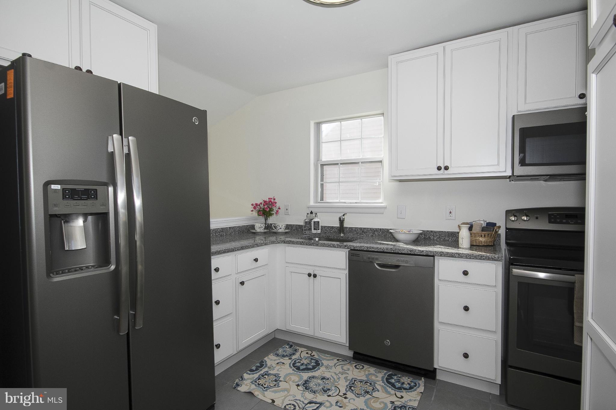 7206 Graces Quarters Road Middle River, MD 21220 - Photo 1 of 27 Kitchen