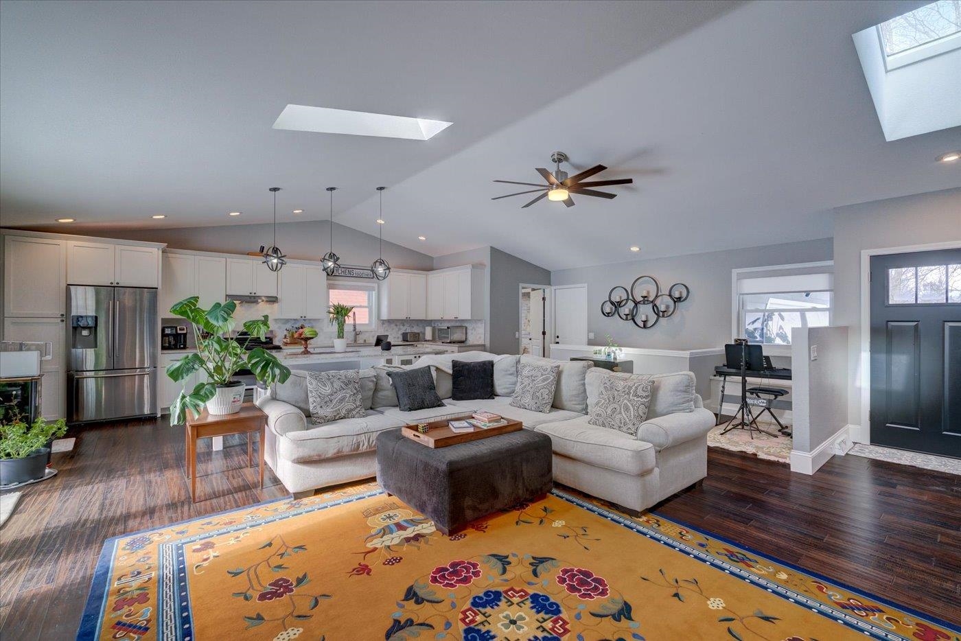 8691 Plainfield Road Middleton, WI 53562 - Photo 6 of 35