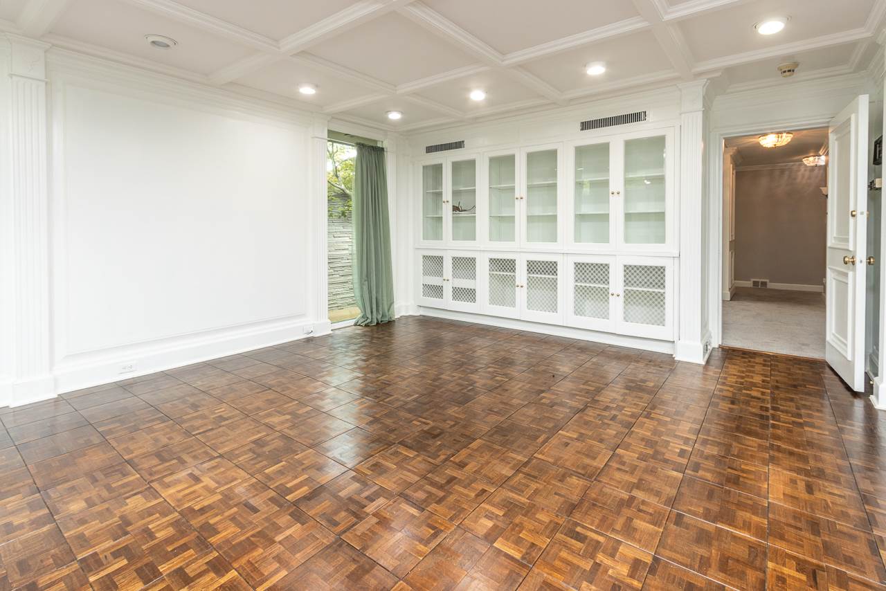 4330 Chickasaw Road Memphis, TN 38117 - Photo 20 of 25 CONVENIENT SHELVES, RECESSED LIGHTING, LOVELY AND CALMING VIEW TO KOI POND