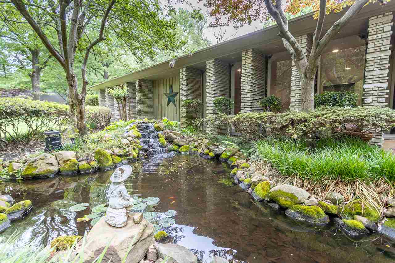 4330 Chickasaw Road Memphis, TN 38117 - Photo 4 of 25 Has Remote Control