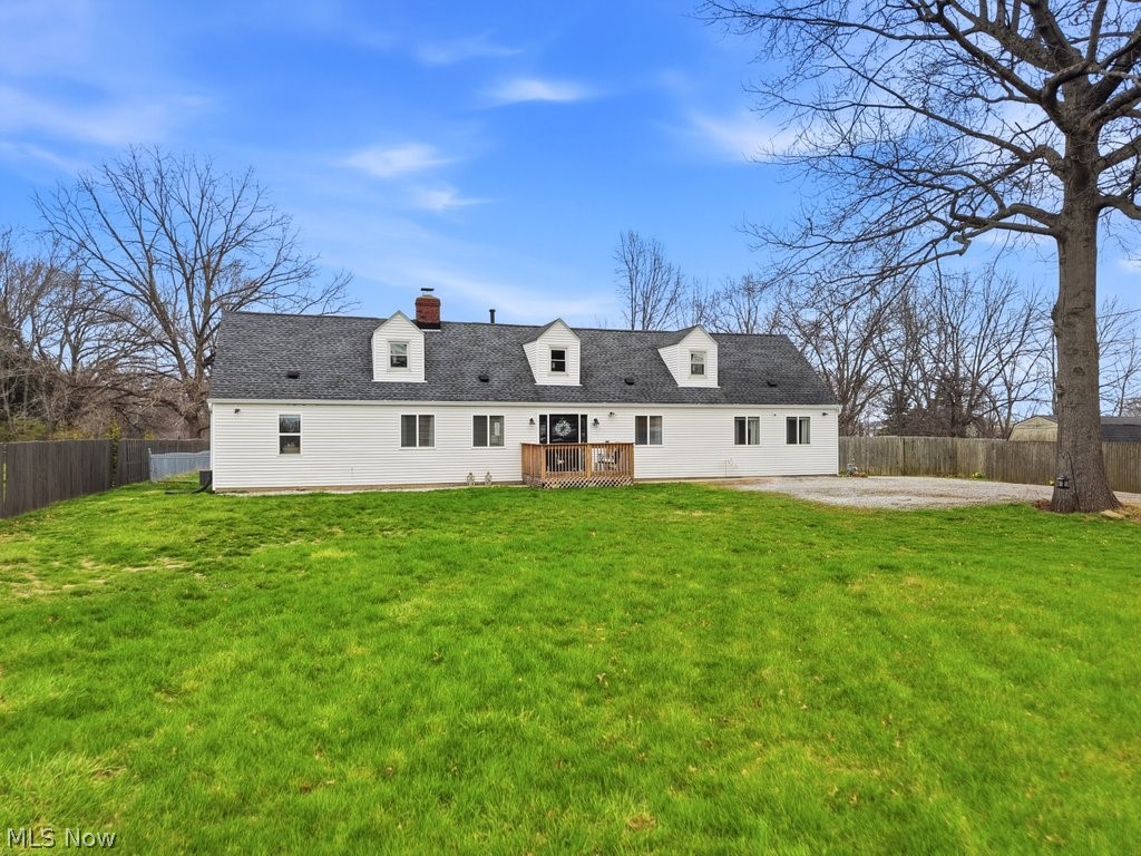 747 Killian Road Akron, OH 44319 - Photo 2 of 39