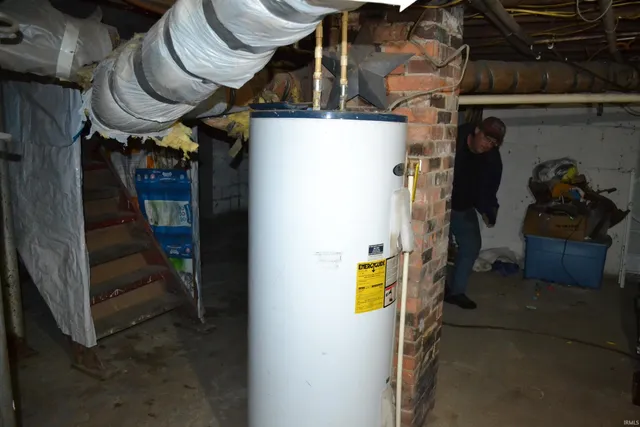 $160,000 | 9978 Highway 119, Monticello, IN 47960