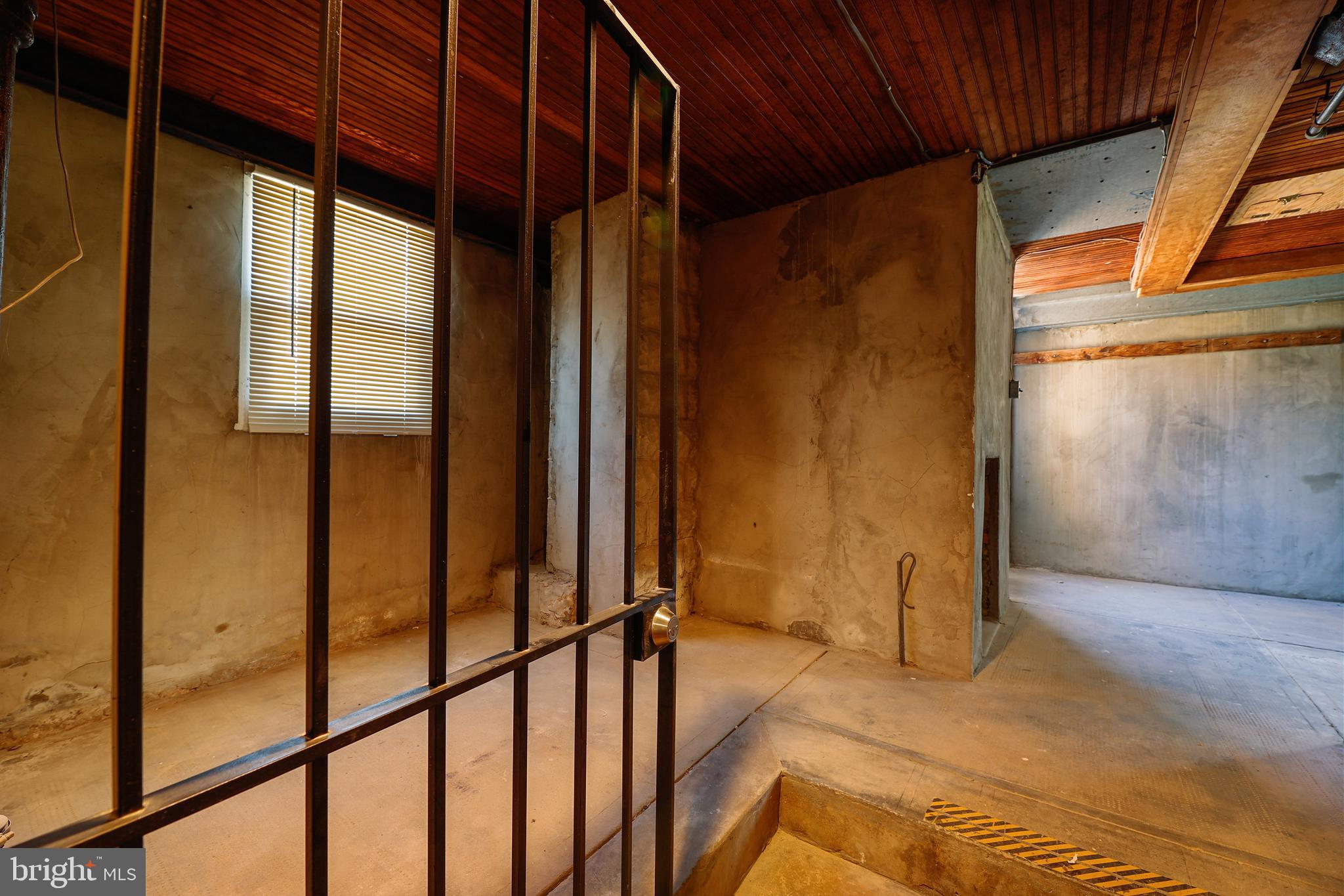 1321 Maple Avenue Baltimore, MD 21227 - Photo 29 of 30