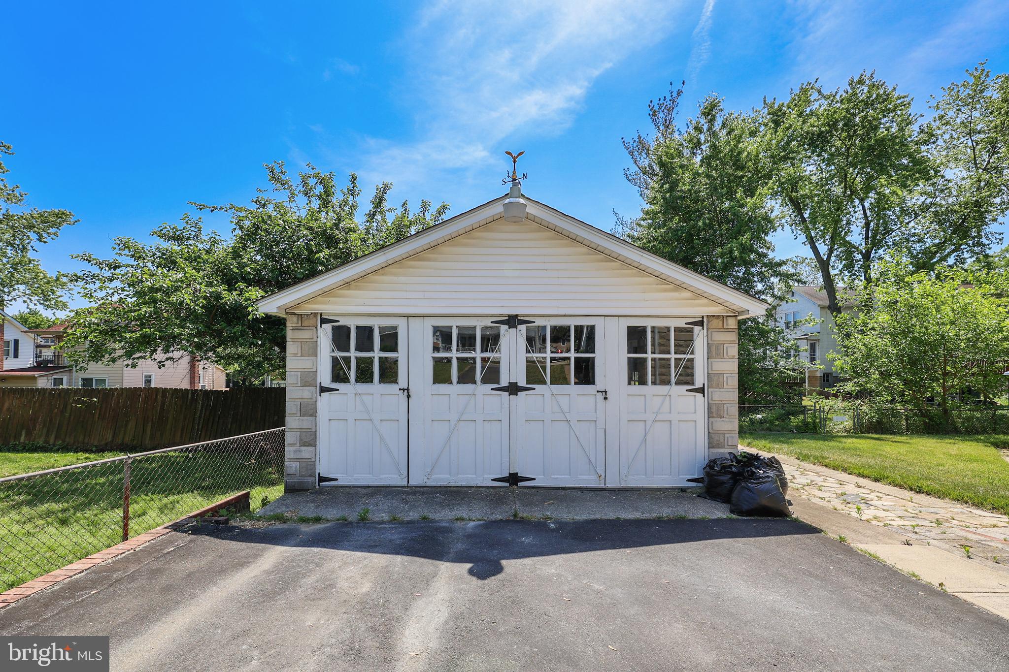 1321 Maple Avenue Baltimore, MD 21227 - Photo 4 of 30