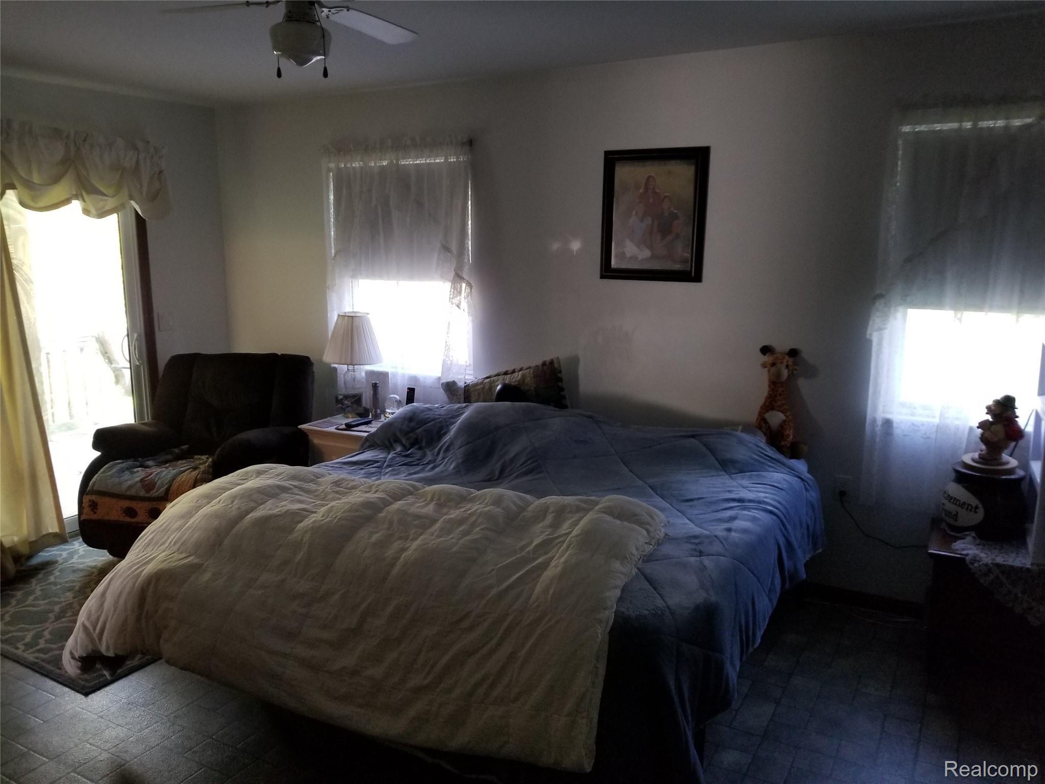 445 South Allen Road St. Clair, MI 48079 - Photo 18 of 33 20191008_100211.jpg