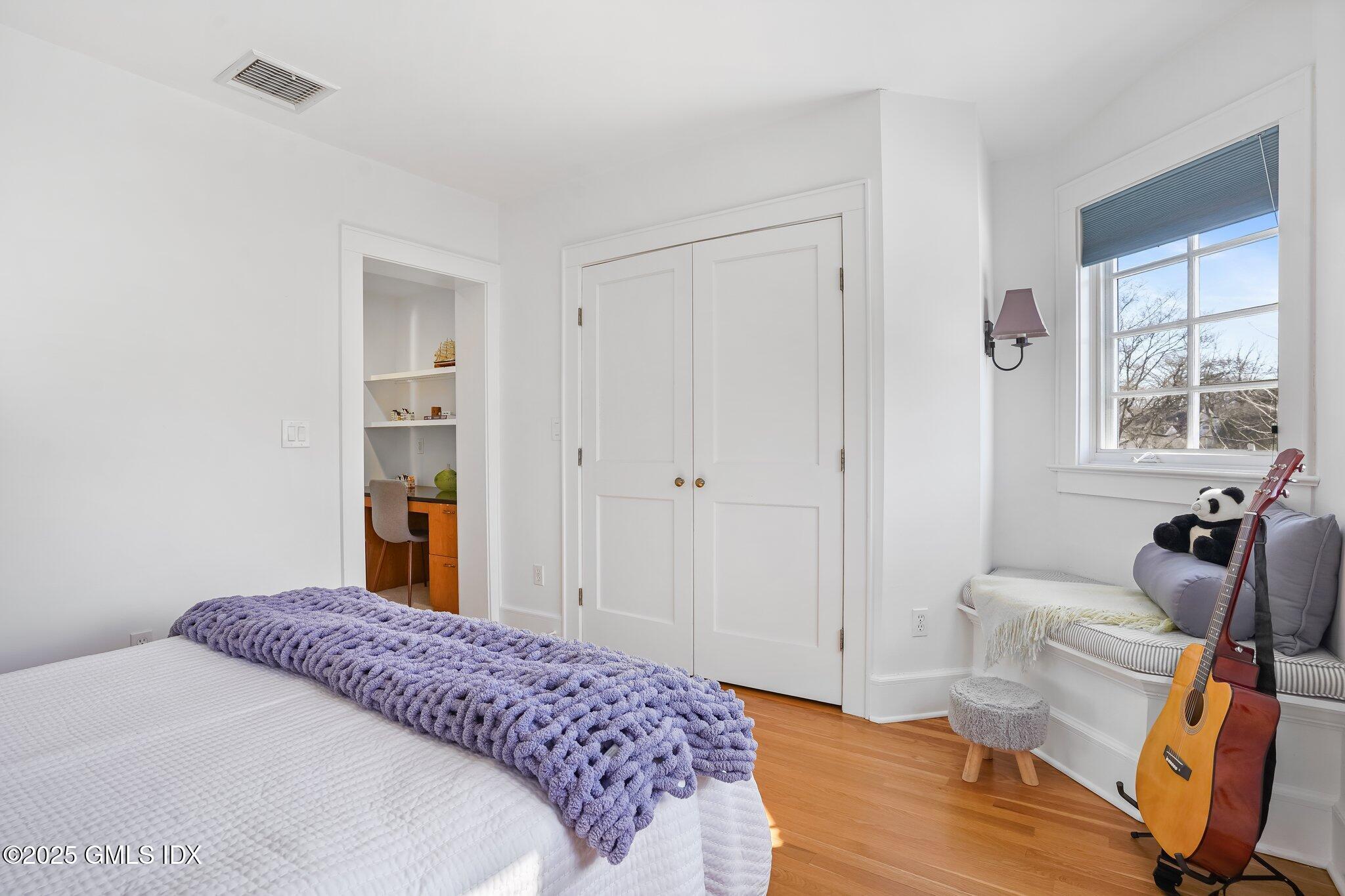 22 Oval Avenue Riverside, CT 06878 - Photo 19 of 35 40-web-or-mls-22-oval-ave