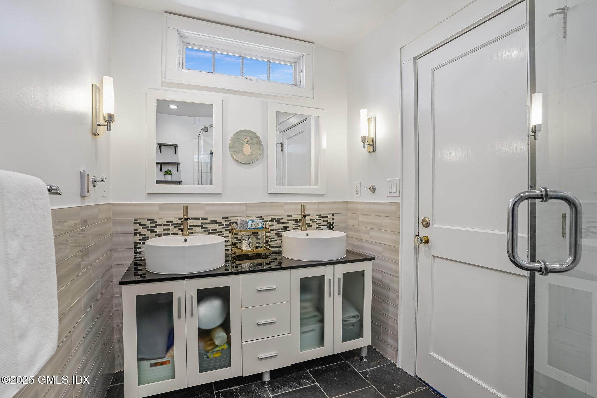 22 Oval Avenue Riverside, CT 06878 - Photo 21 of 35 44-web-or-mls-22-oval-ave