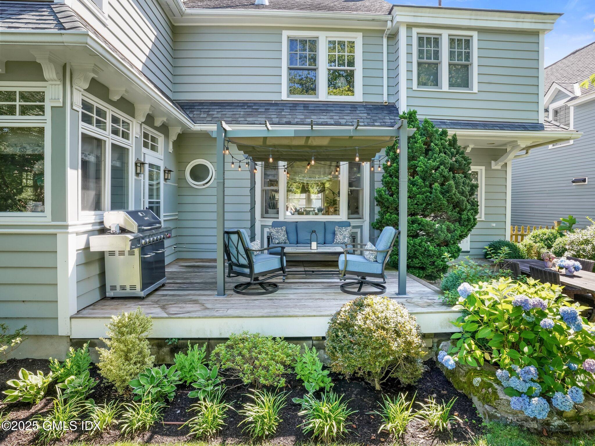 22 Oval Avenue Riverside, CT 06878 - Photo 28 of 35 1-web-or-mls-22-oval-ave