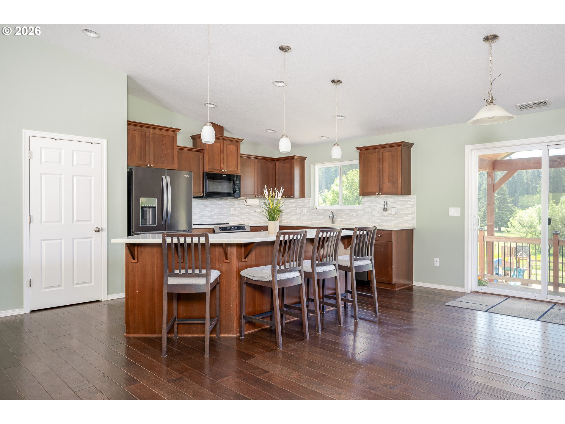 17170 South Holcomb Road Oregon City, OR 97045 - Photo 4 of 40 Gallery Image 4