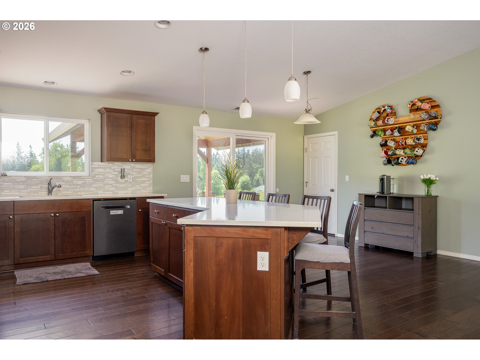 17170 South Holcomb Road Oregon City, OR 97045 - Photo 6 of 40 Gallery Image 6