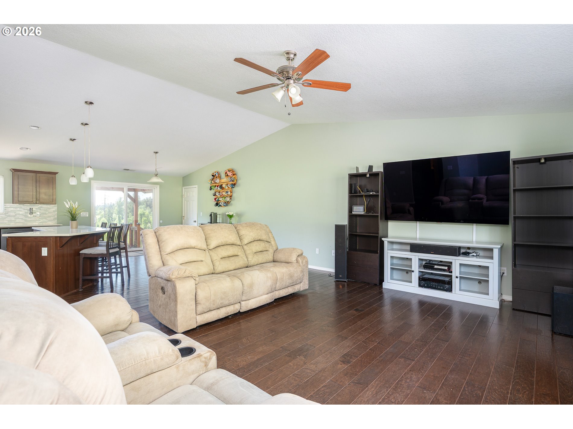 17170 South Holcomb Road Oregon City, OR 97045 - Photo 7 of 40 Gallery Image 7