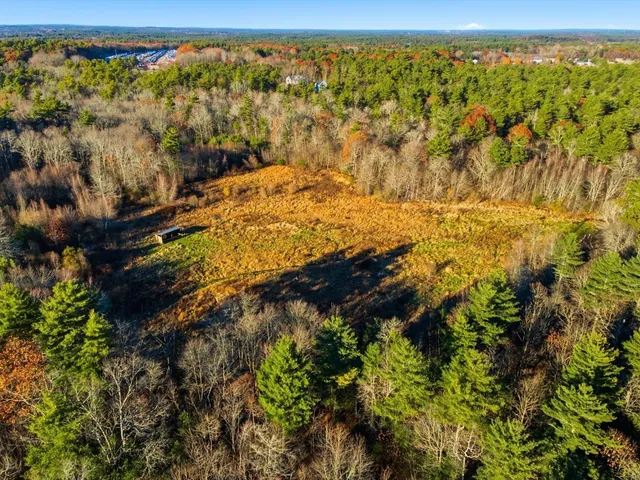 $1,250,000 | 48-a 50 Montgomery, Lakeville, MA 02347