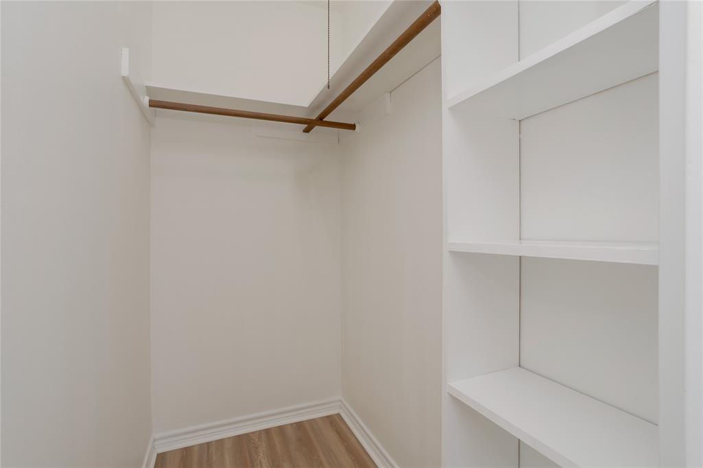 3999 Speegleville Road Waco, TX 76712 - Photo 14 of 34 Spacious walk-in closet.