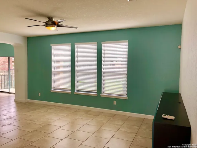 $1,895 | 13934 Caprese Hill, San Antonio, TX 78253