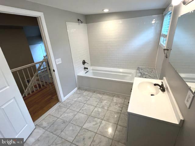 228 Sullivan Way Ewing, NJ 08628 - Photo 18 of 28