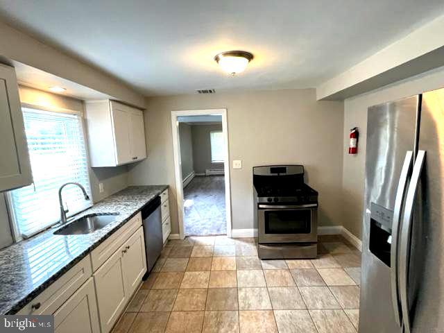 228 Sullivan Way Ewing, NJ 08628 - Photo 5 of 28