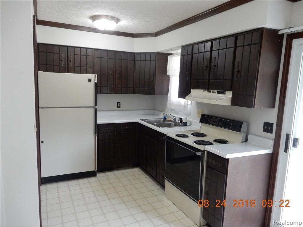 4151 Jewell Road Howell, MI 48843 - Photo 7 of 27