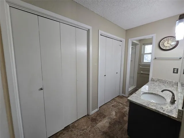 $2,000 | 301 East 6th Street, Weatherford, TX 76086