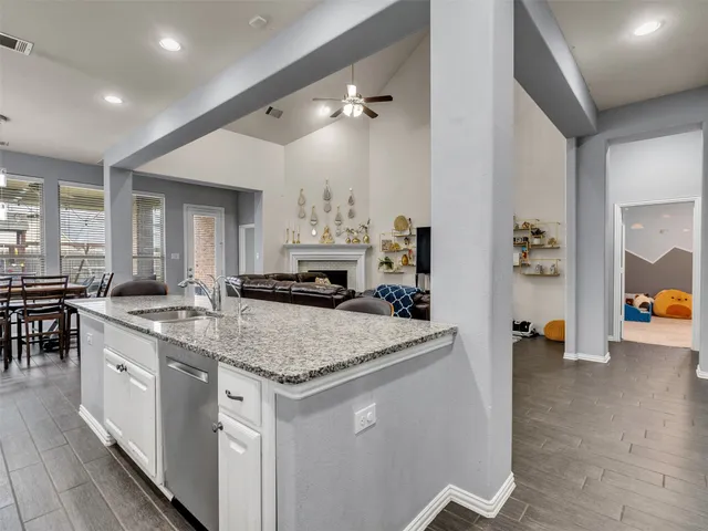 $3,100 | 27927 Coulter Drive, Spring, TX 77386