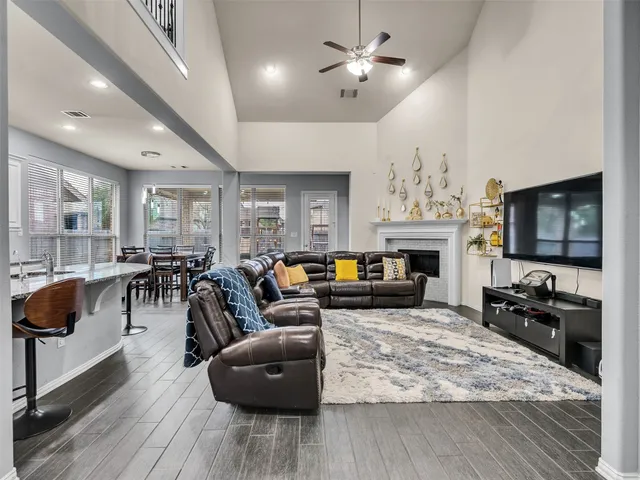 $3,100 | 27927 Coulter Drive, Spring, TX 77386