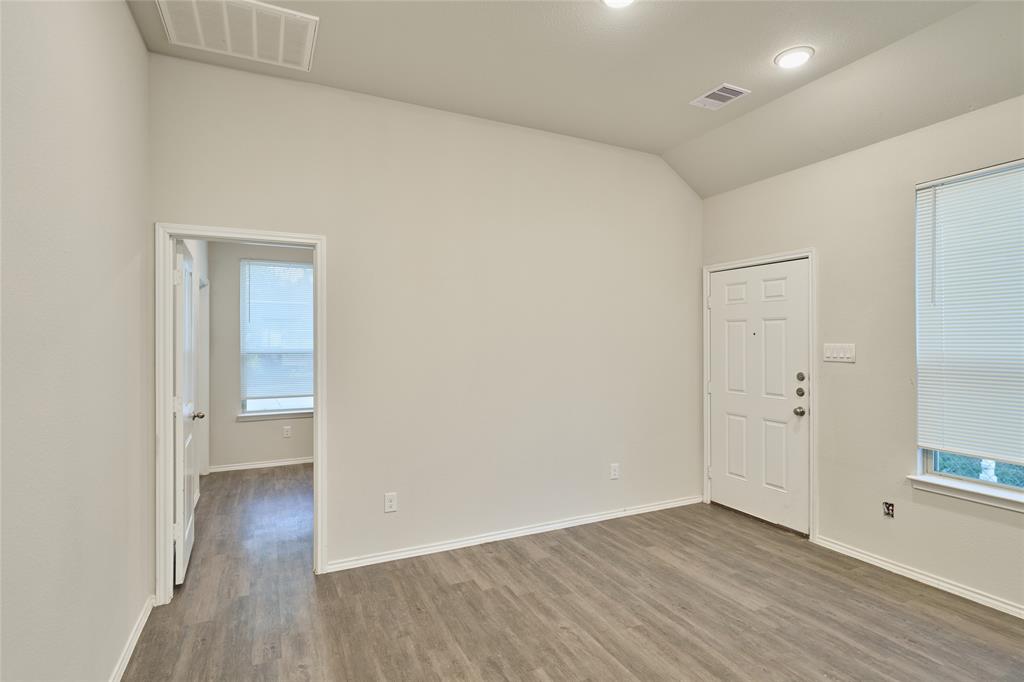 9992 Calendar Street Willis, TX 77318 - Photo 9 of 25