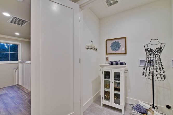 1027 Middlefield Road Palo Alto, CA 94301 - Photo 44 of 52 Gallery Image 44