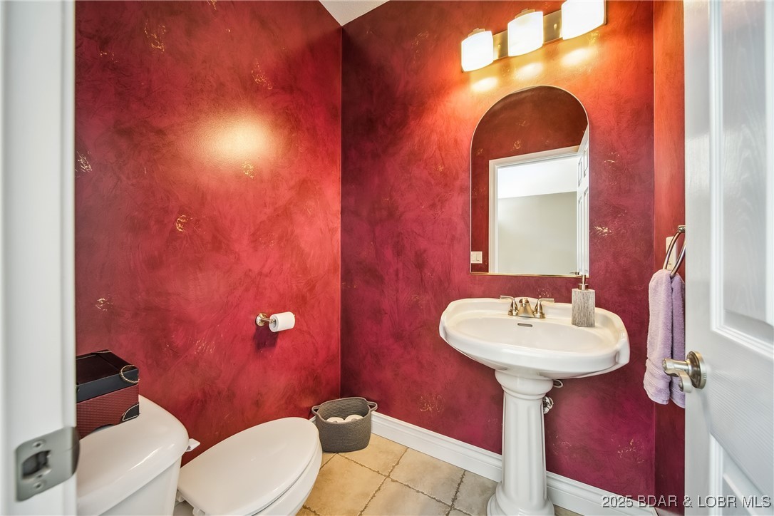 5889 Glaize Woods Road Osage Beach, MO 65065 - Photo 25 of 57 Upper Level Half Bath