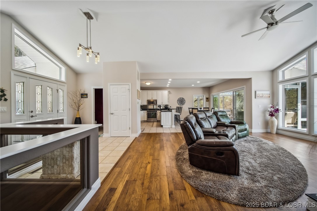 5889 Glaize Woods Road Osage Beach, MO 65065 - Photo 8 of 57