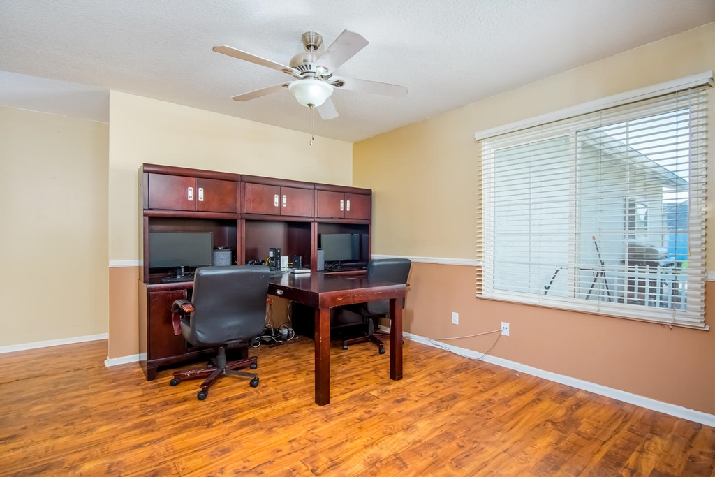 4017 Via Rio Avenue Oceanside, CA 92057 - Photo 5 of 25