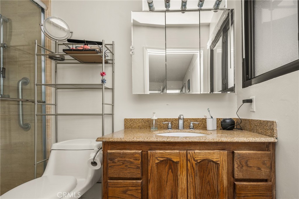 1011 East Chestnut Avenue Orange, CA 92867 - Photo 12 of 41