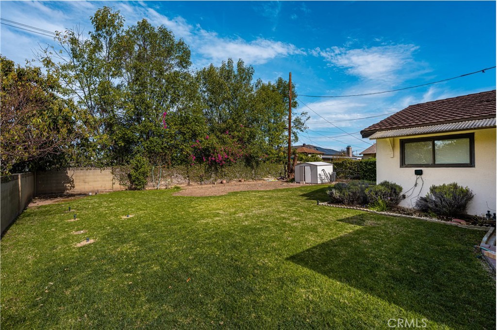 1011 East Chestnut Avenue Orange, CA 92867 - Photo 39 of 41