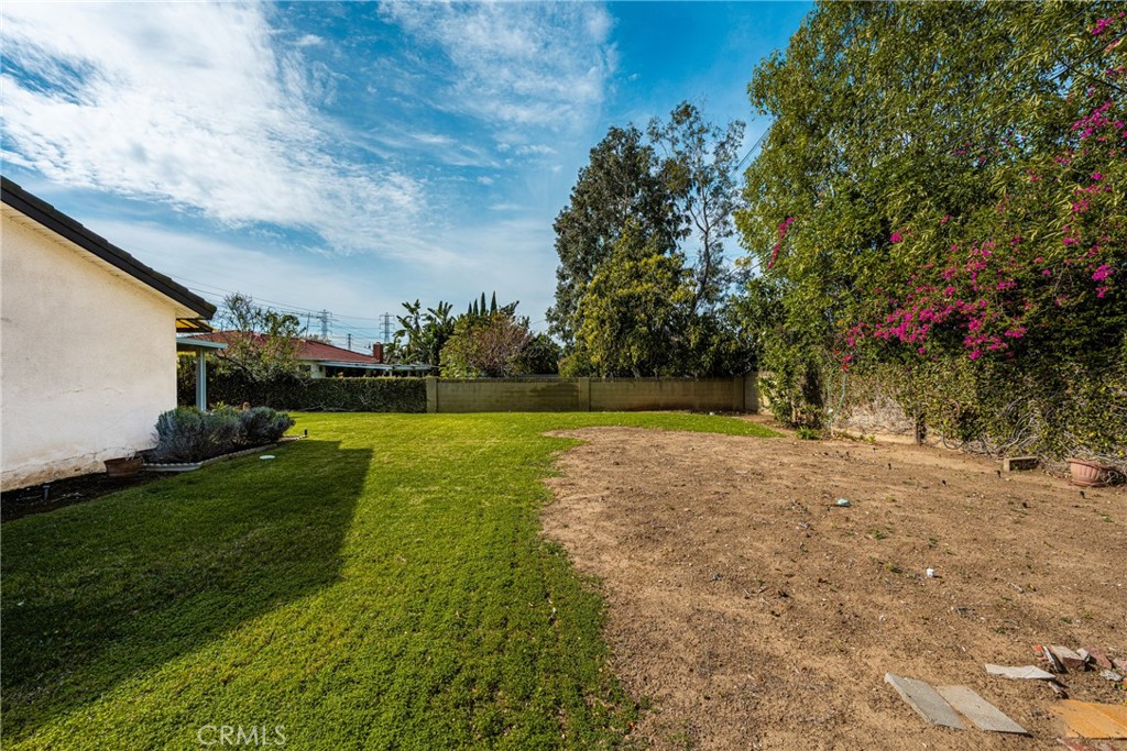 1011 East Chestnut Avenue Orange, CA 92867 - Photo 40 of 41