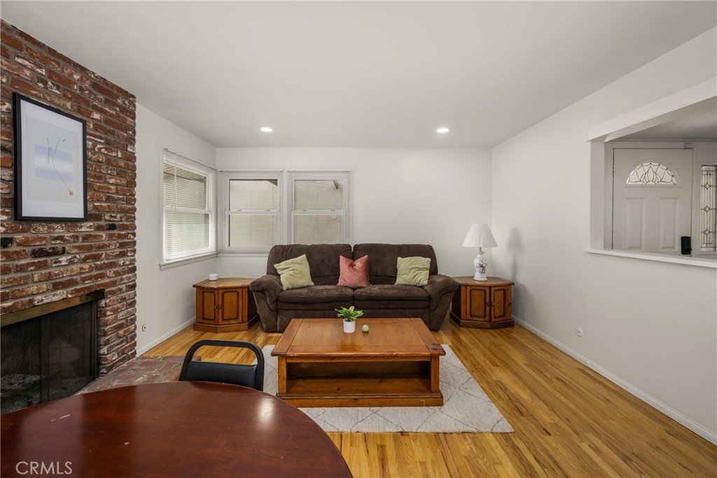 1011 East Chestnut Avenue Orange, CA 92867 - Photo 7 of 41