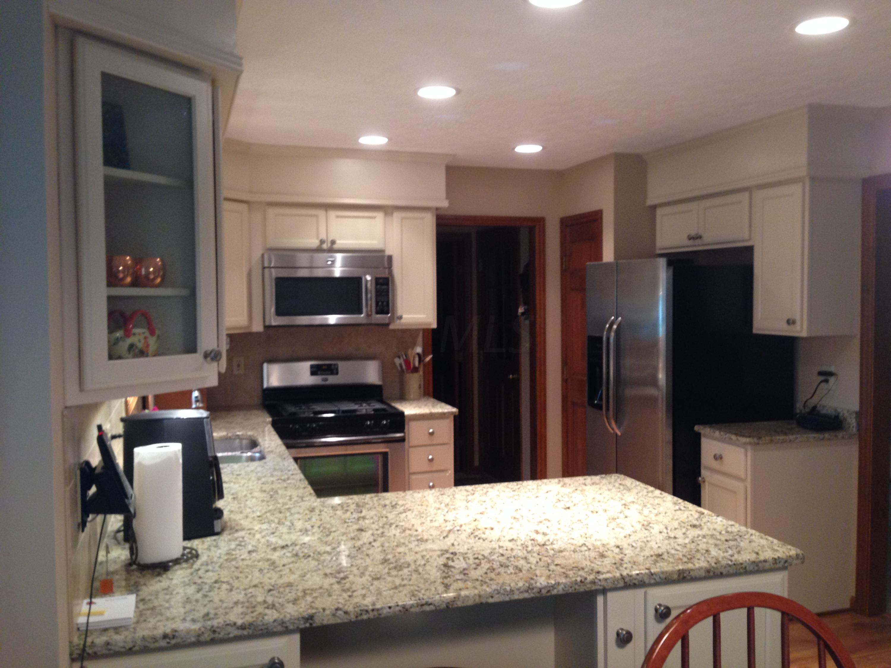 361 Emory Street Gahanna, OH 43230 - Photo 4 of 30