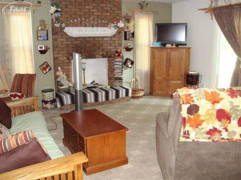6423 South State Road Goodrich, MI 48438 - Photo 5 of 13 20204773-4.JPG