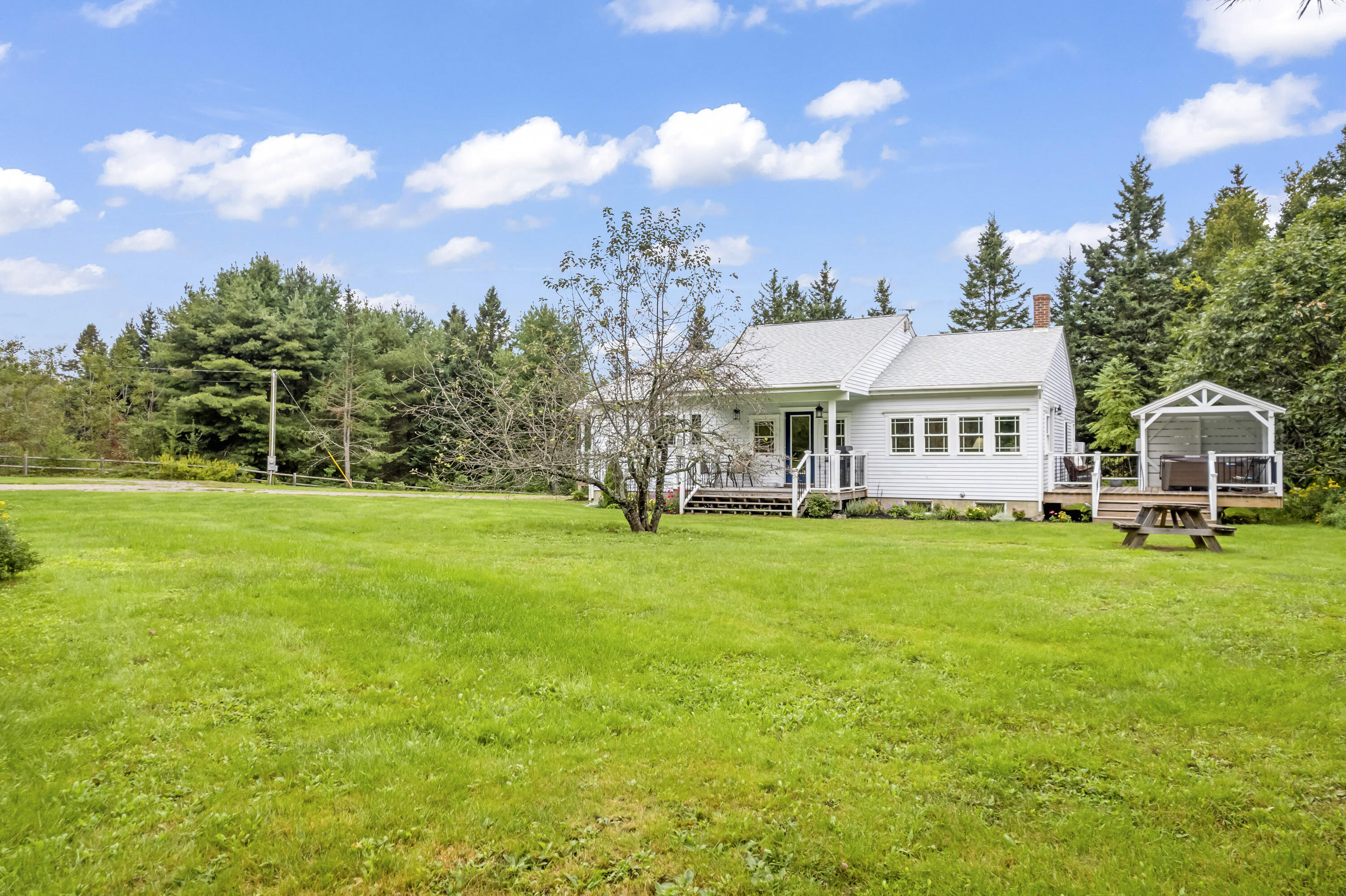 130 Bradford Point Road Friendship, ME 04547 - Photo 11 of 59 130 Bradford Point Rd_111