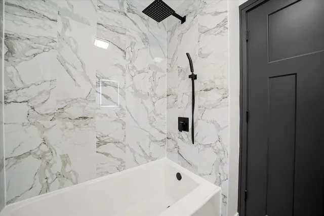 $399,990 | 6709 West 59th Street, Chicago, IL 60638