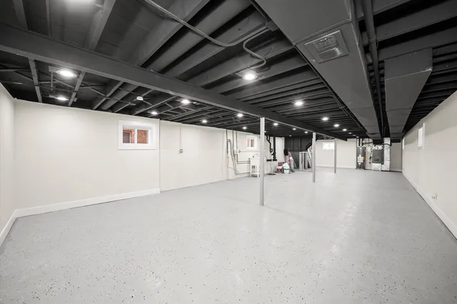 $399,990 | 6709 West 59th Street, Chicago, IL 60638