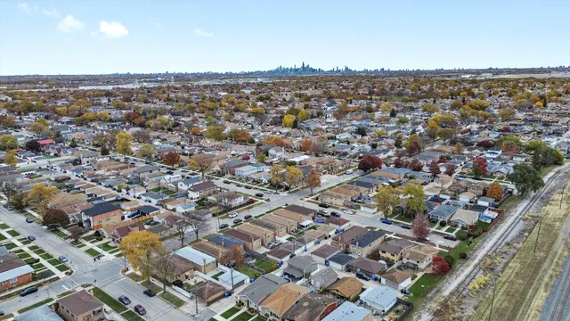 $399,990 | 6709 West 59th Street, Chicago, IL 60638