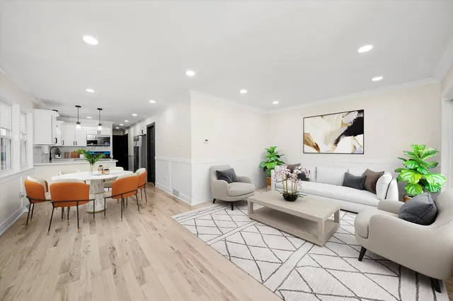 $399,990 | 6709 West 59th Street, Chicago, IL 60638