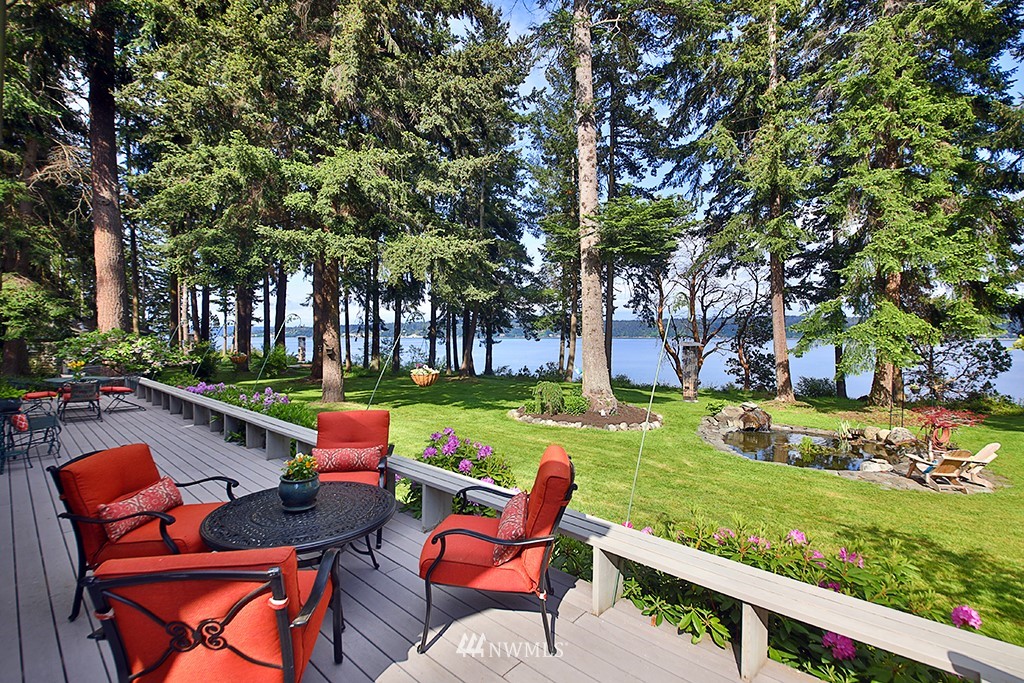 3995 Resort Road Greenbank, WA 98253 - Photo 1 of 40 Gallery Image 1