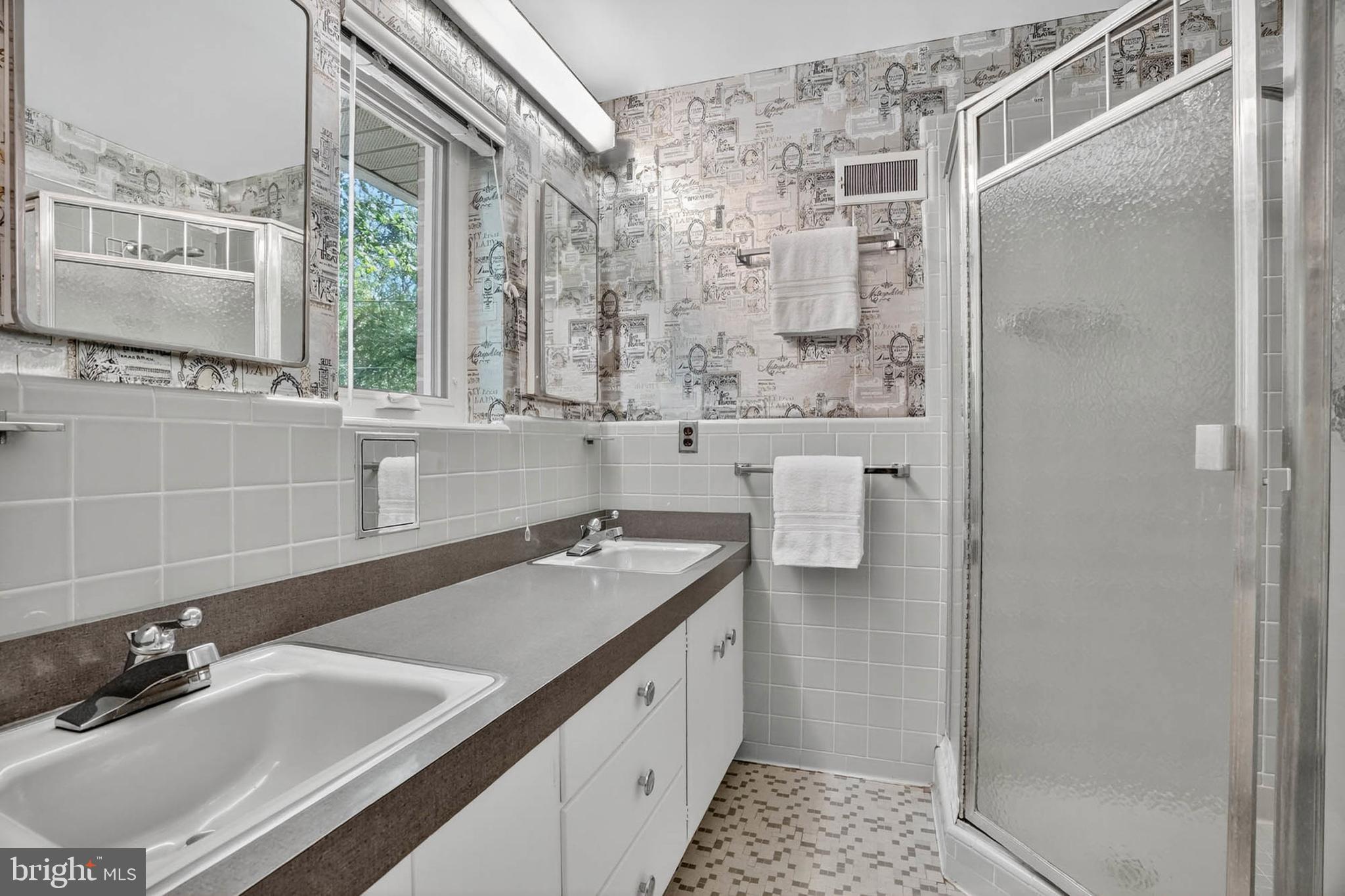 213 Stonington Road Silver Spring, MD 20902 - Photo 24 of 54 Gallery Image 24